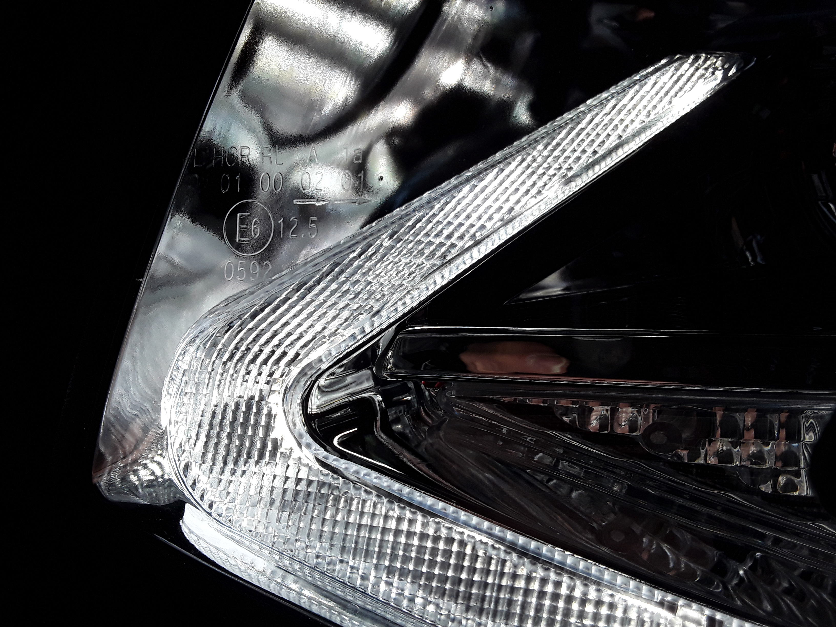 Scheinwerfer für VW T6 LED Tagfahrlicht Halogen-Blinker chrom