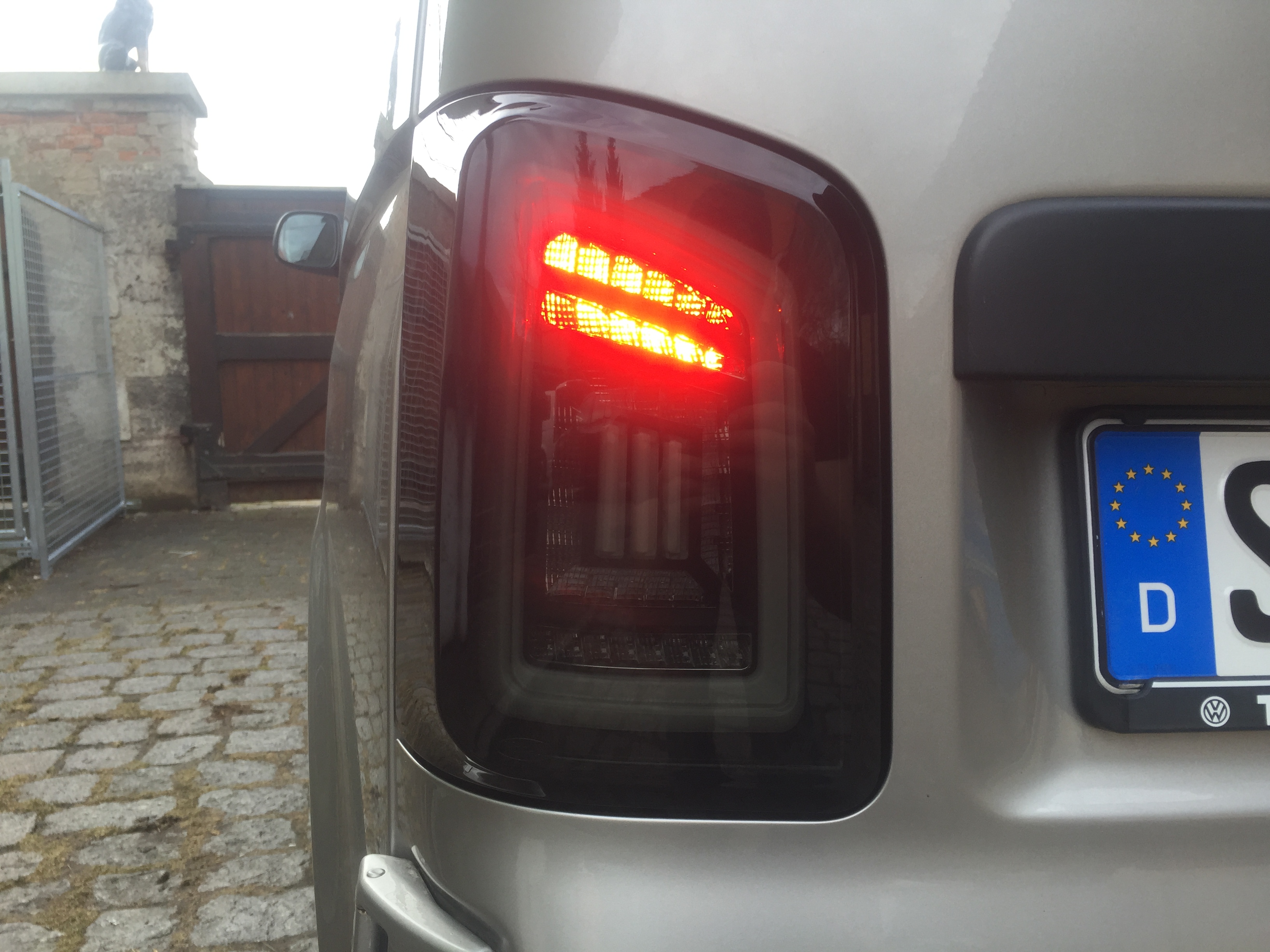 Voll LED Rückleuchten für VW T5 2003-2015 schwarz grau Led-Blinker Flügeltürer