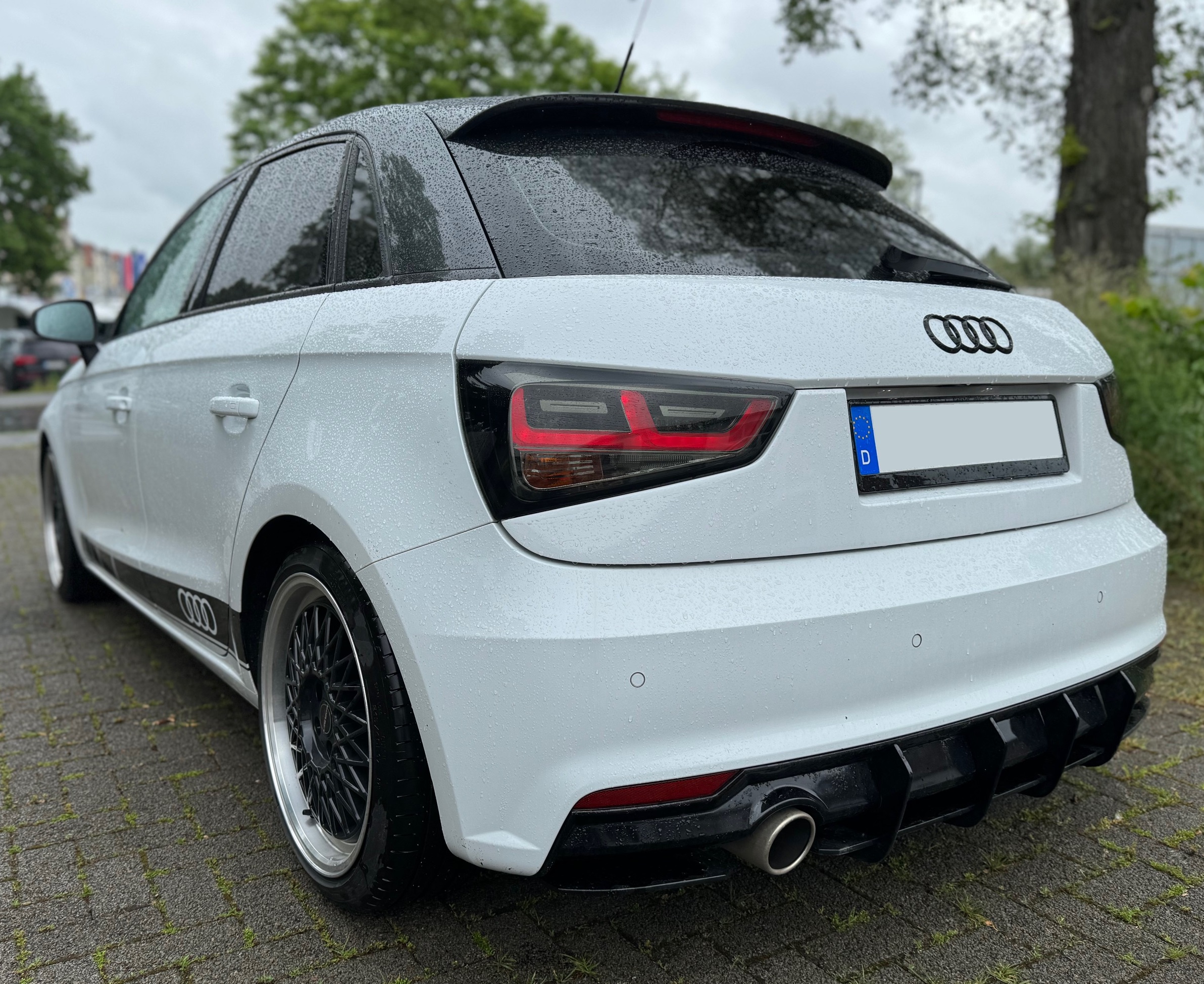 Lightbar Led Rückleuchten für Audi A1 Typ 8X 11-18 inkl. Sportback smoke