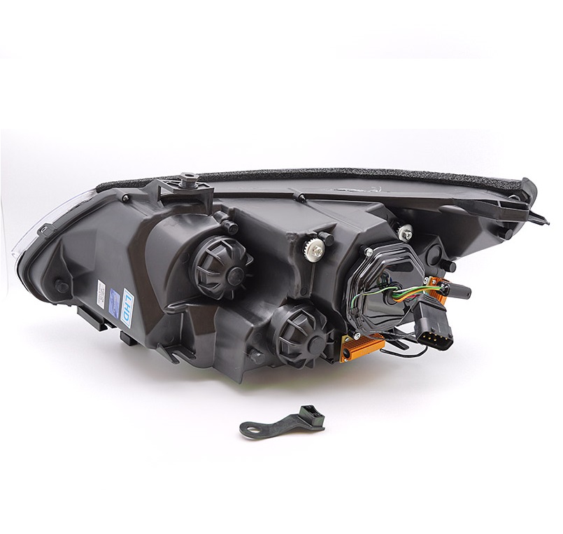 Scheinwerfer für BMW E60 E61 03-07 schwarz Led Blinker 3D Angel Eyes RL