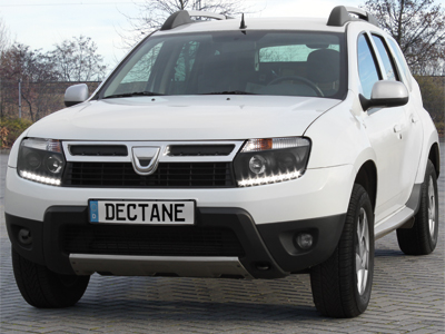 LED Tagfahrlicht Scheinwerfer für Dacia Duster 09-14 schwarz