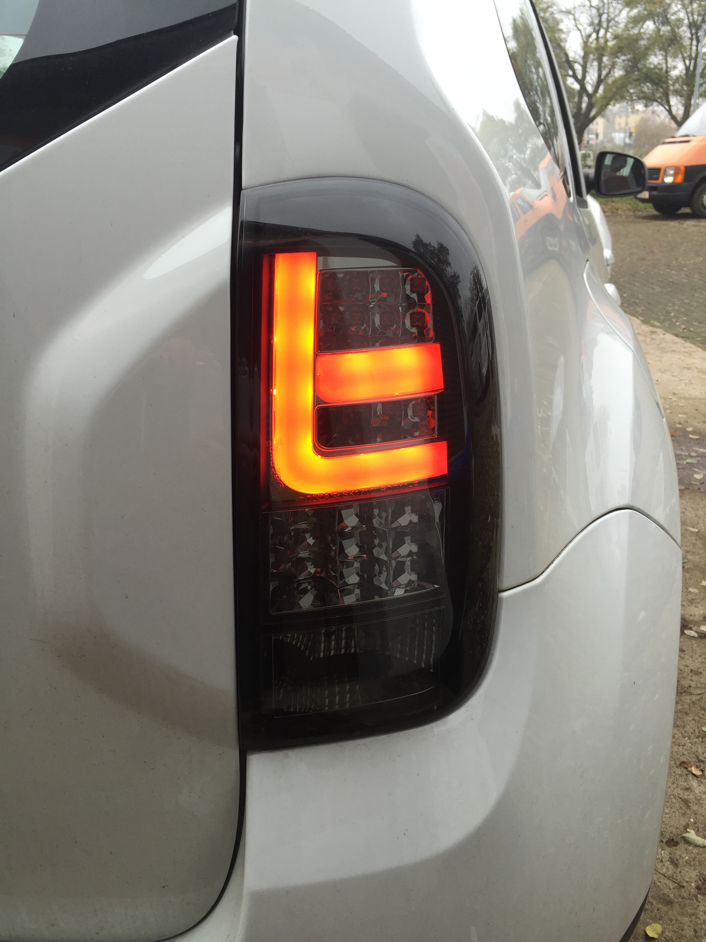 LED Rückleuchten für DACIA Duster 09-15 smoke