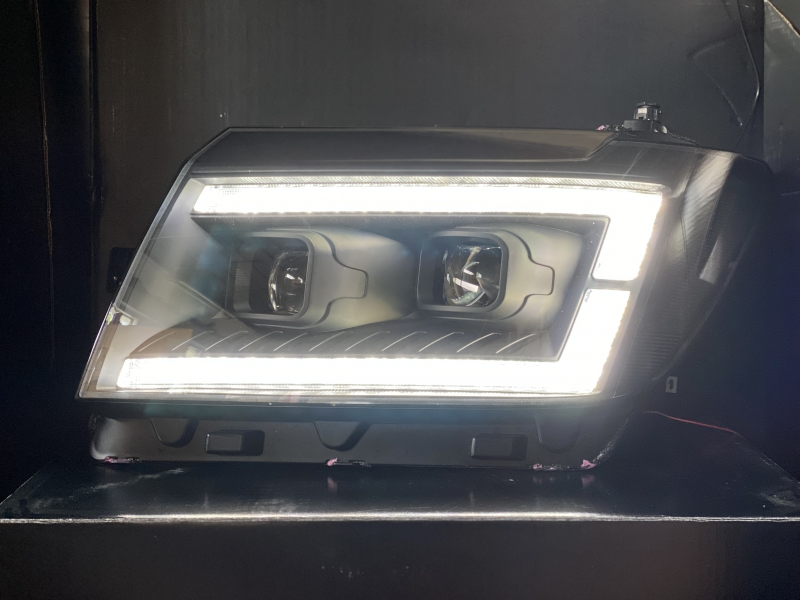 LED Tagfahrlicht Scheinwerfer schwarz für MAN TGE ab 2017 dynamischer Led Blinker