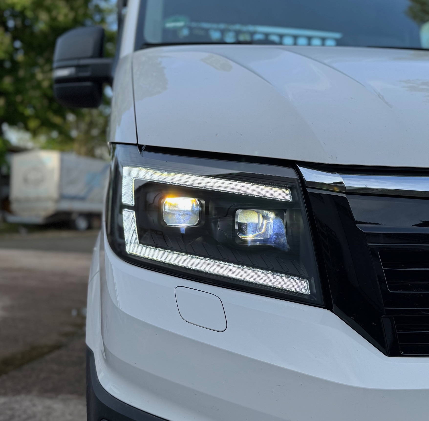 VOLL LED Tagfahrlicht Scheinwerfer schwarz für VW Crafter ab 2017 dynamischer Led Blinker