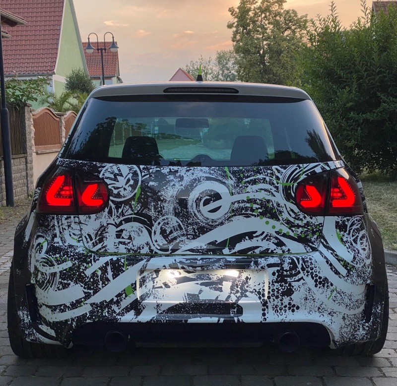 carDNA LED Rückleuchten für VW Golf V 5 03-09 schwarz smoke RV16ALLBS