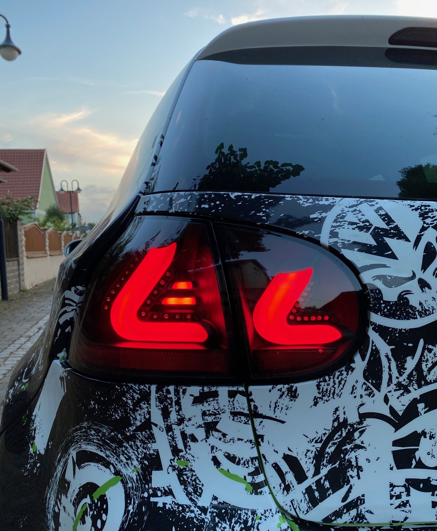 carDNA LED Rückleuchten für VW Golf V 5 03-09 schwarz smoke RV16ALLBS