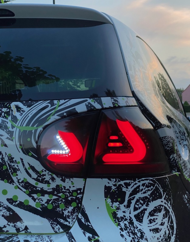 carDNA LED Rückleuchten für VW Golf V 5 03-09 schwarz smoke RV16ALLBS