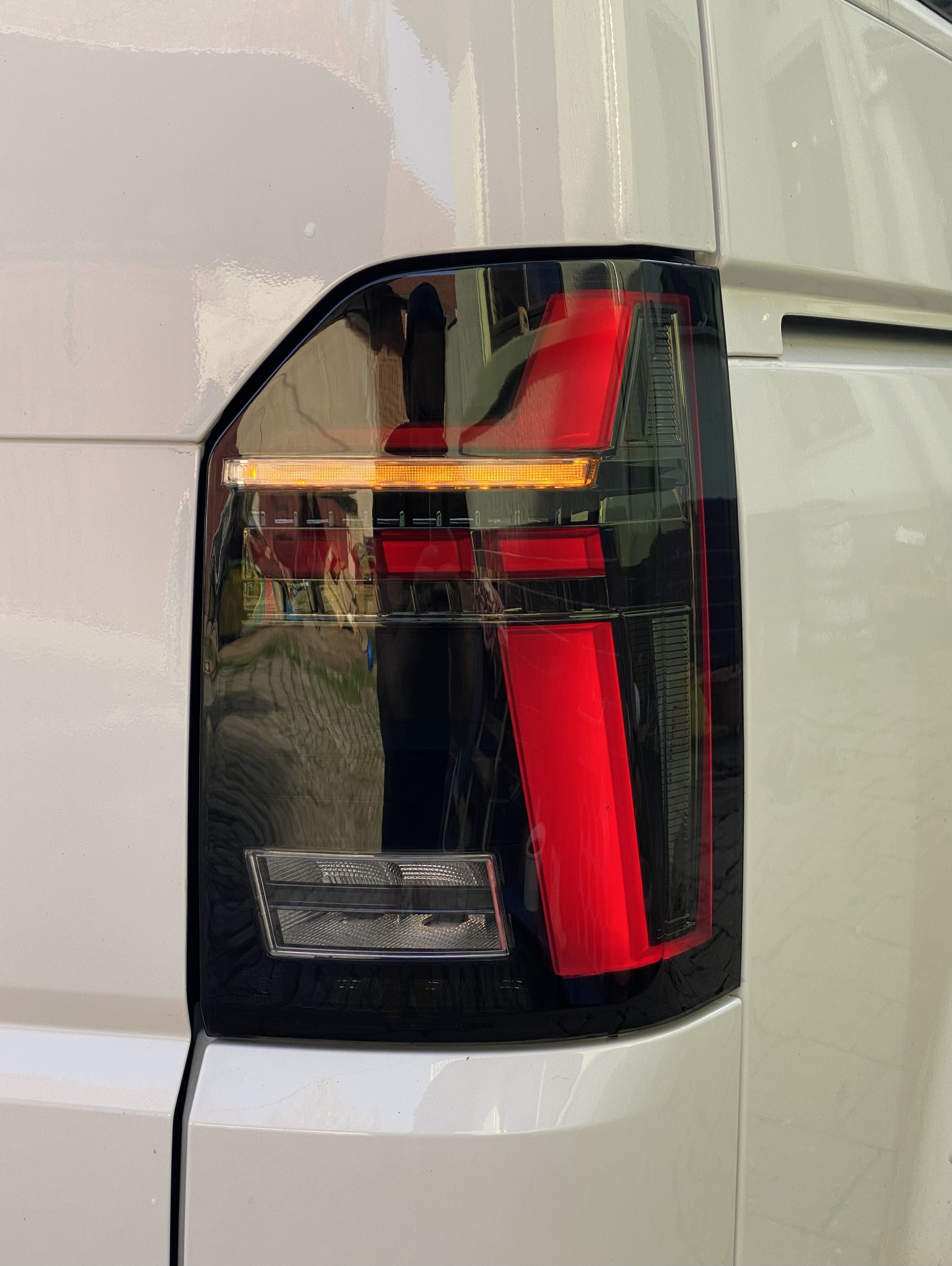 Voll LED Rückleuchten für VW T6.1 2019+ schwarz Laufblinker für orig. LED