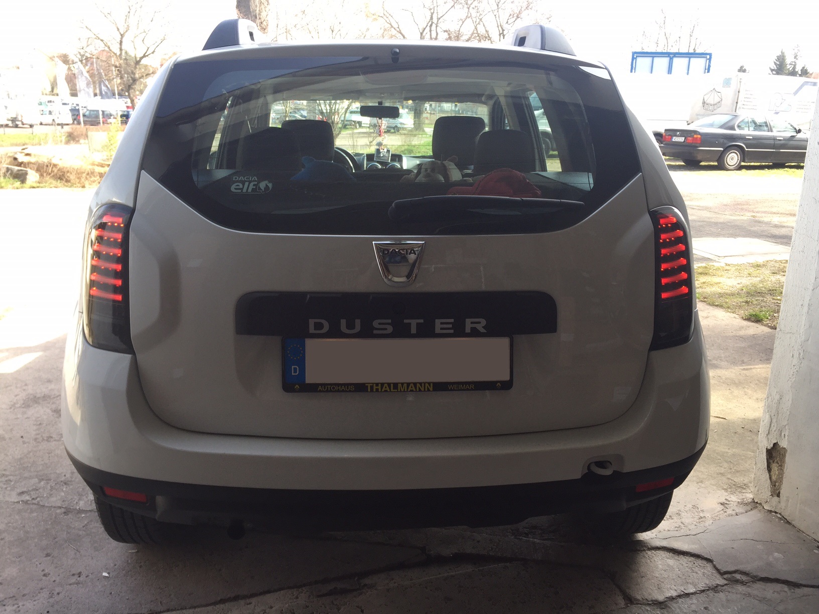 carDNA Voll-LED Rückleuchten für Dacia Duster 09-18 schwarz LIGHTBAR
