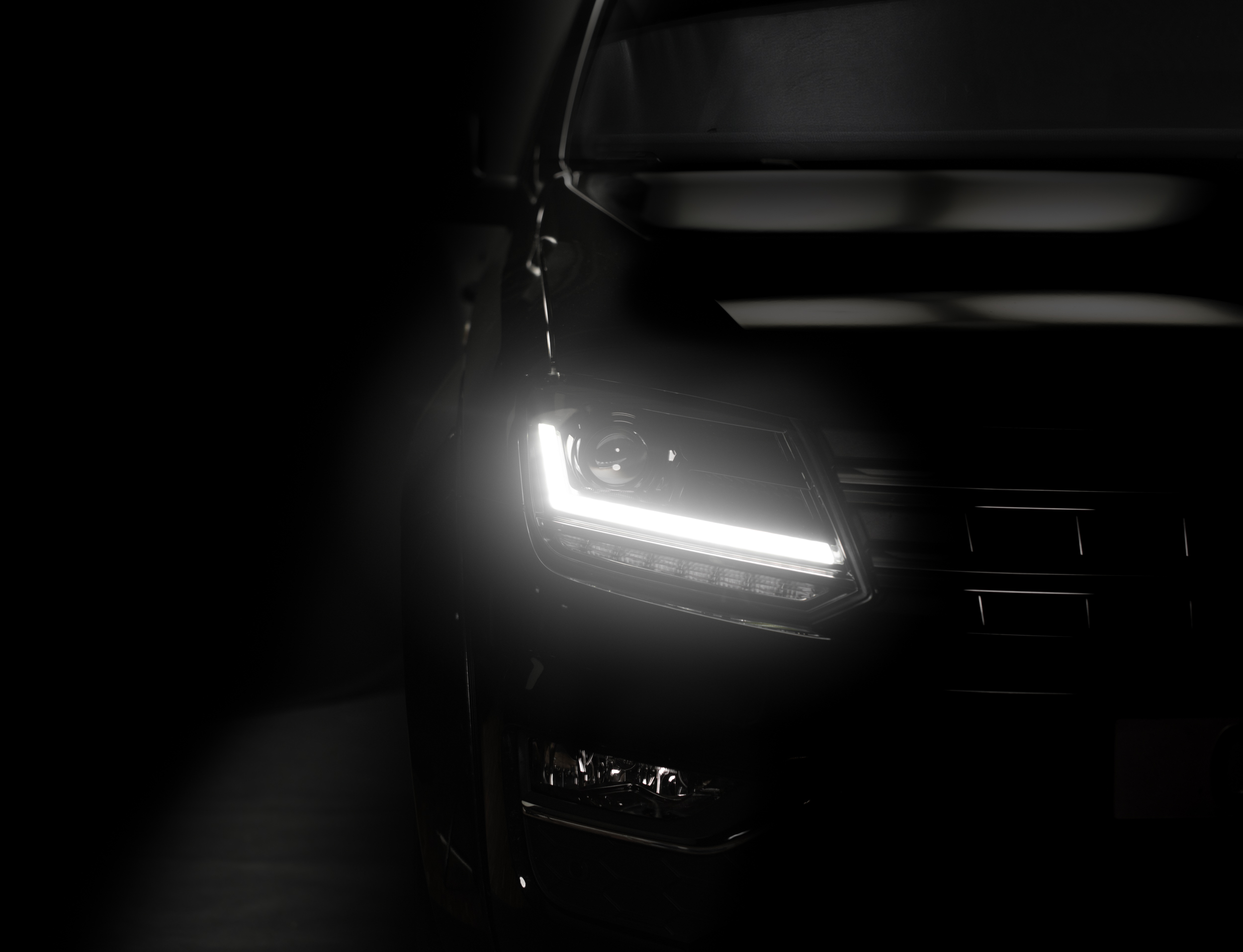 OSRAM LEDriving Voll-LED Scheinwerfer für VW Amarok ab 2010+ Laufblinker