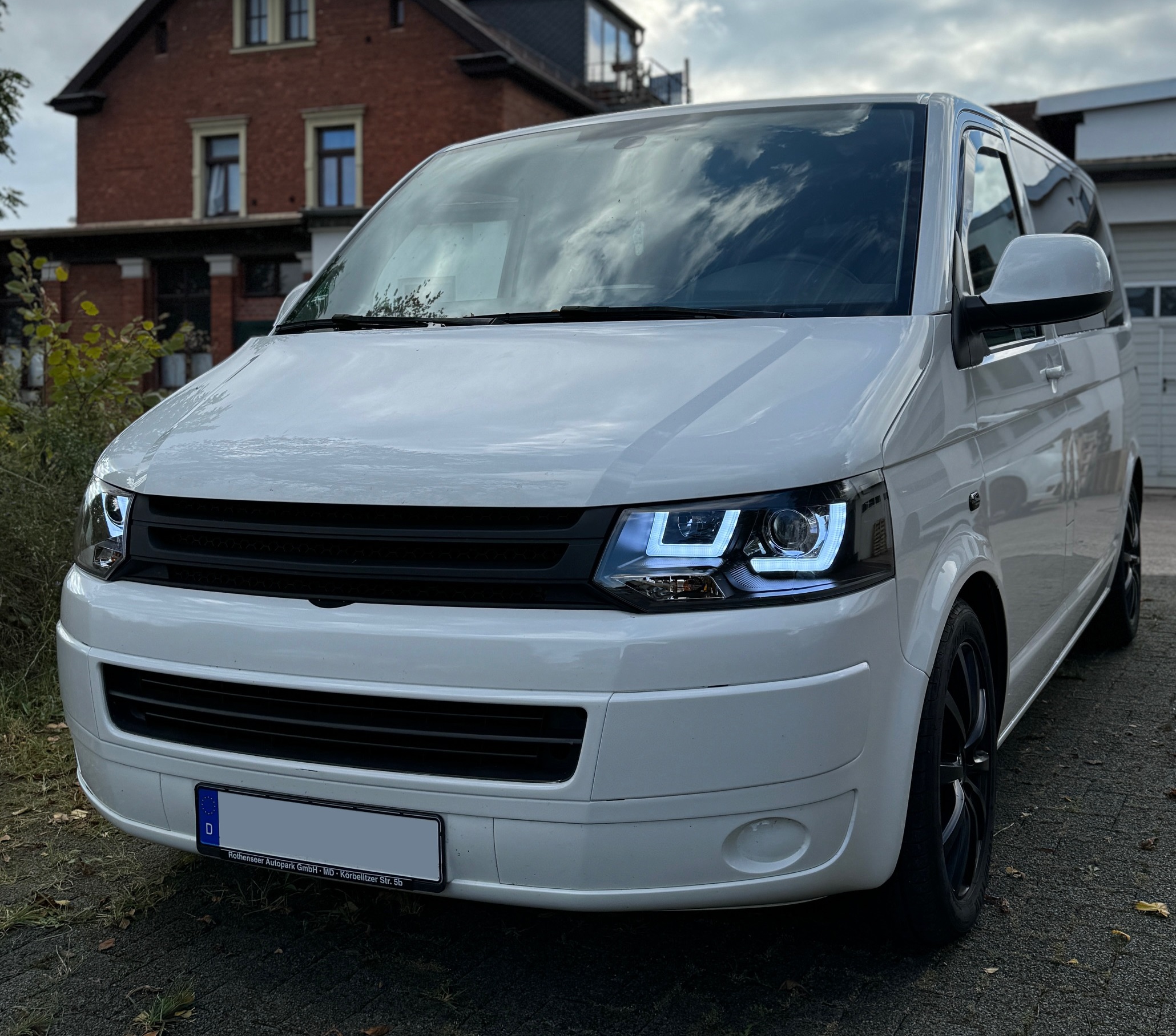 Lightbar Tagfahrlicht Scheinwerfer für VW T5 Bus Facelift 09+ chrom