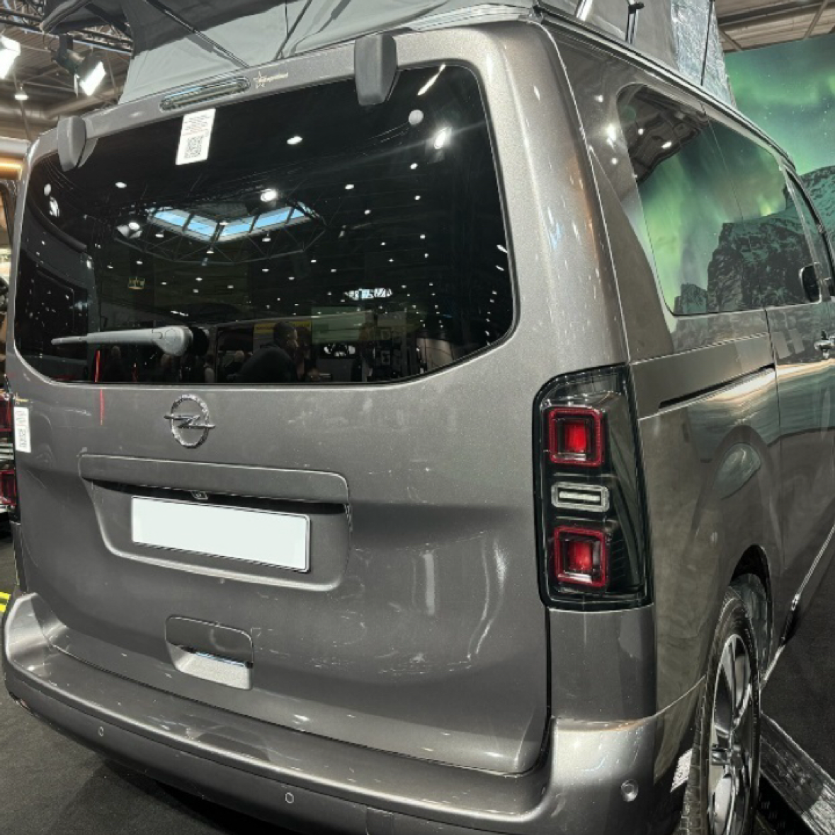 Led Rückleuchten für Peugeot Traveller und Expert III ab 2016 schwarz smoke