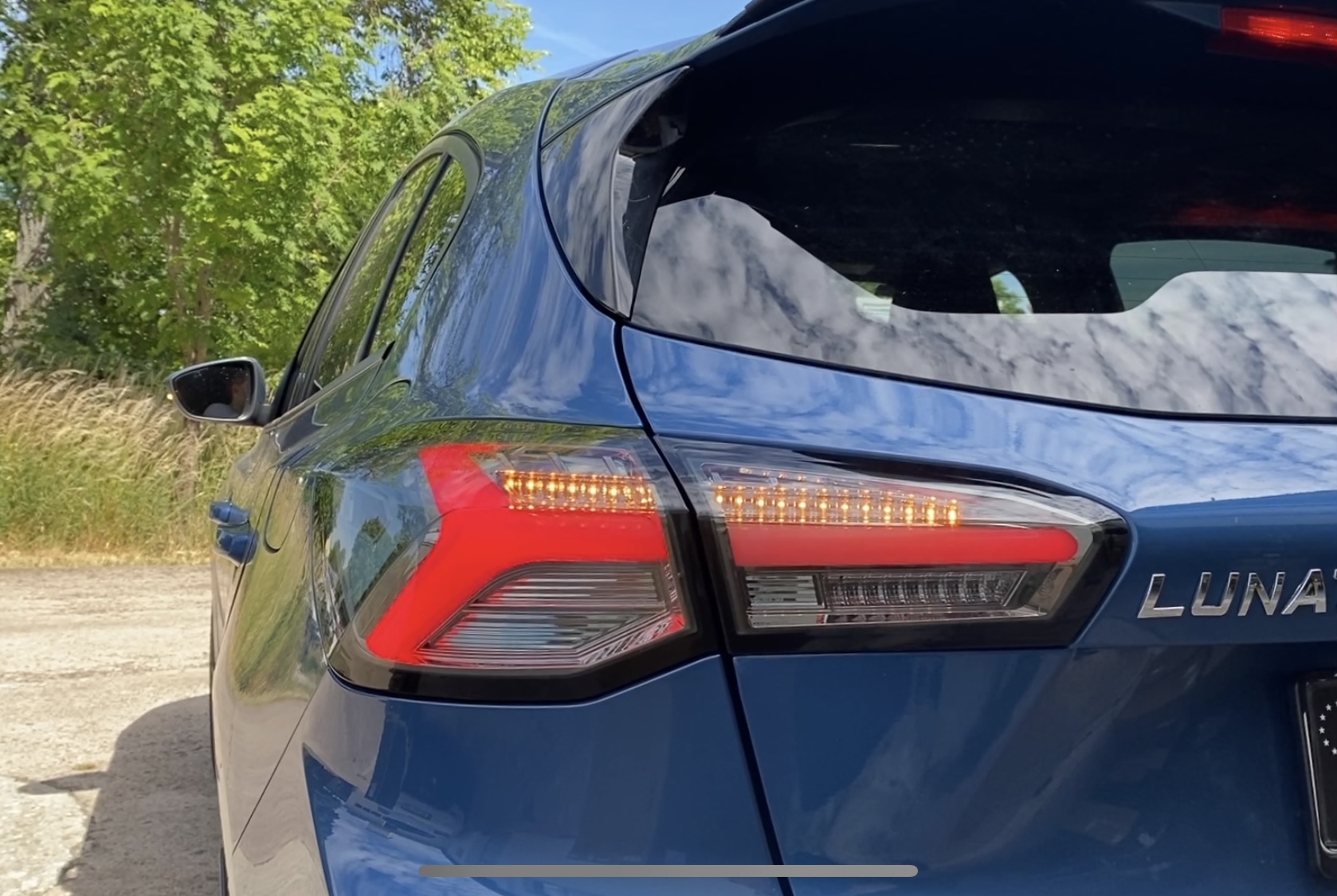 Lightbar LED Rückleuchten mit Laufblinker für FORD FOCUS 2018+ smoke rauch MK4
