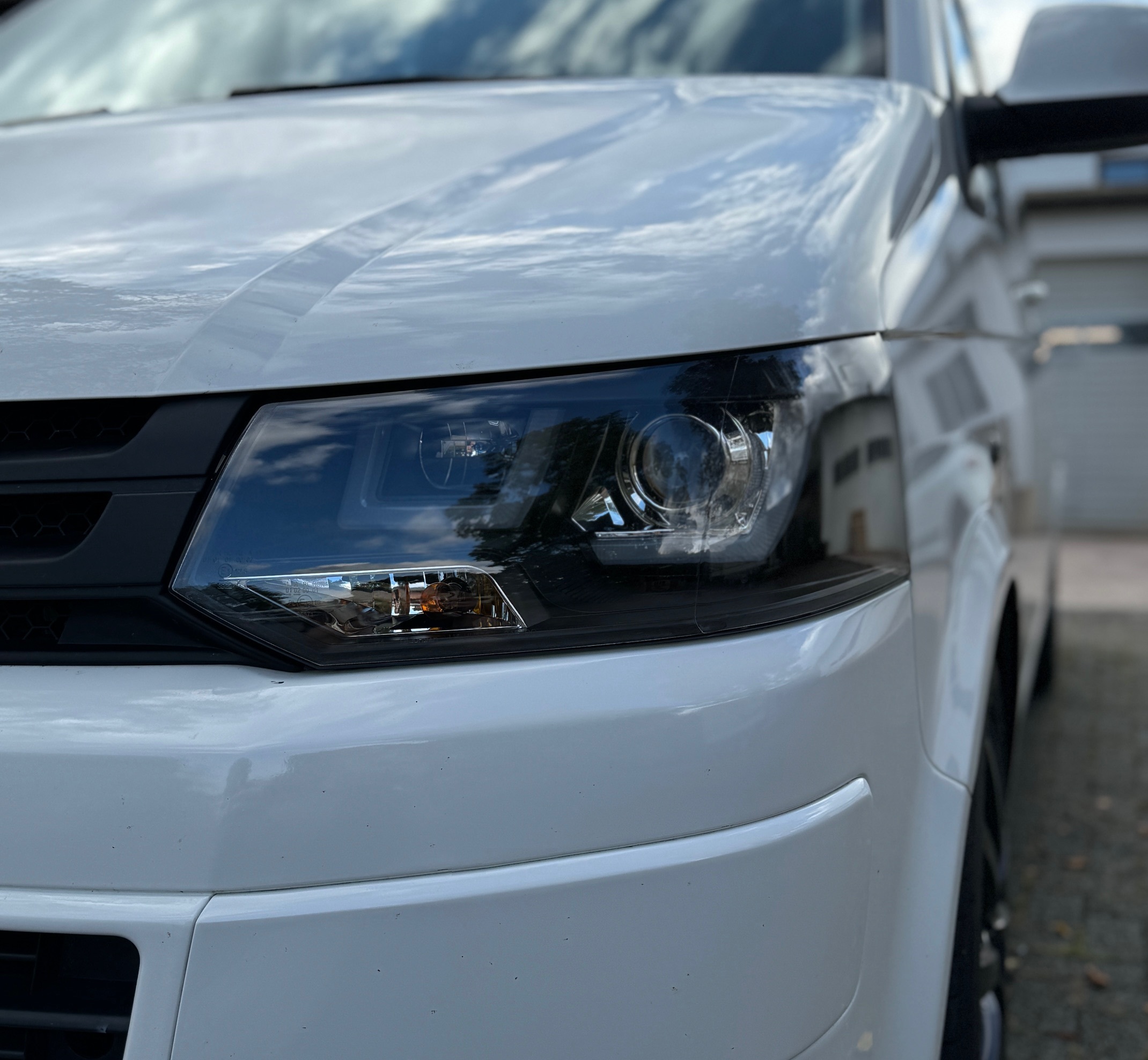 Lightbar Tagfahrlicht Scheinwerfer für VW T5 Bus GP Facelift 09-15