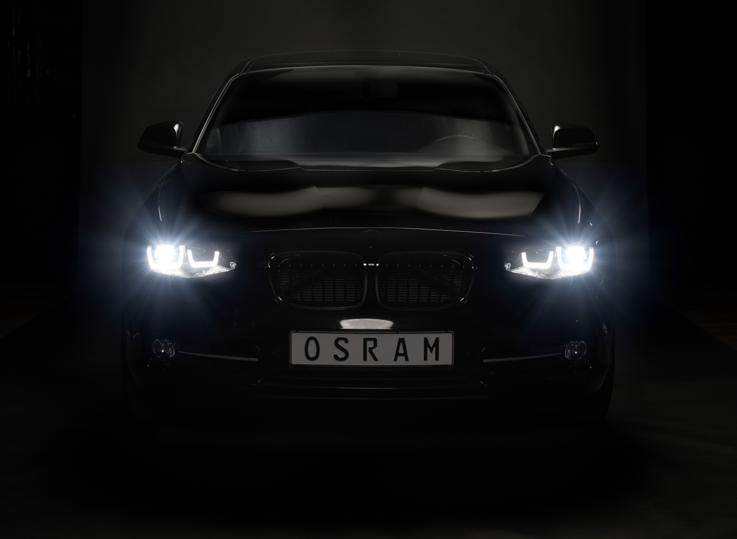 OSRAM LEDriving Voll-LED Scheinwerfer für BMW F20 F21 Bj. 11-15 schwarz