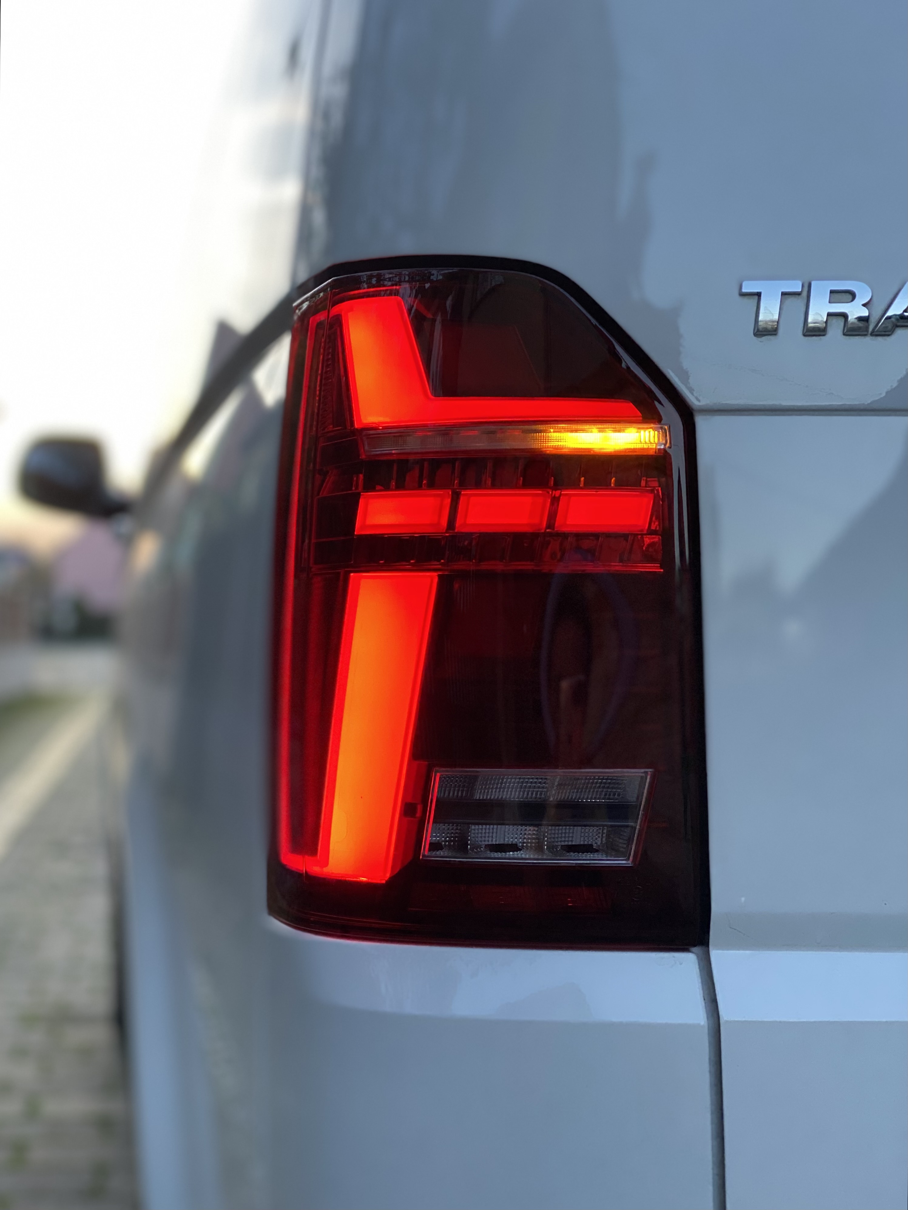 Voll LED Rückleuchten für VW T6.1 2019+ rot Laufblinker für orig. LED