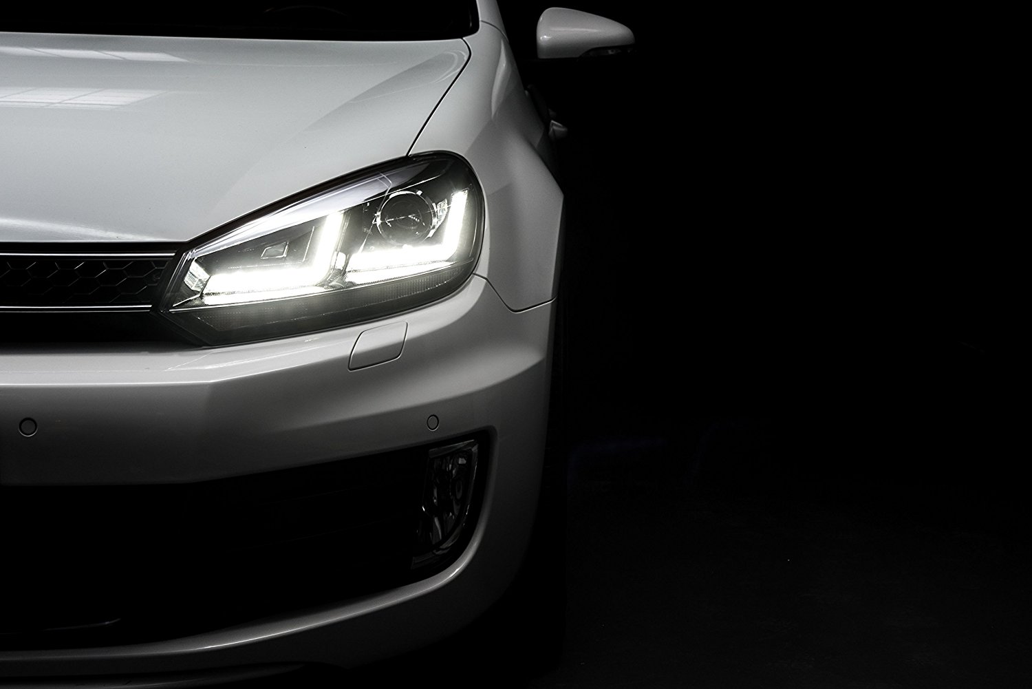 OSRAM XENARC Xenon Tagfahrlicht Scheinwerfer chrom für VW GOLF 6 für HALOGEN