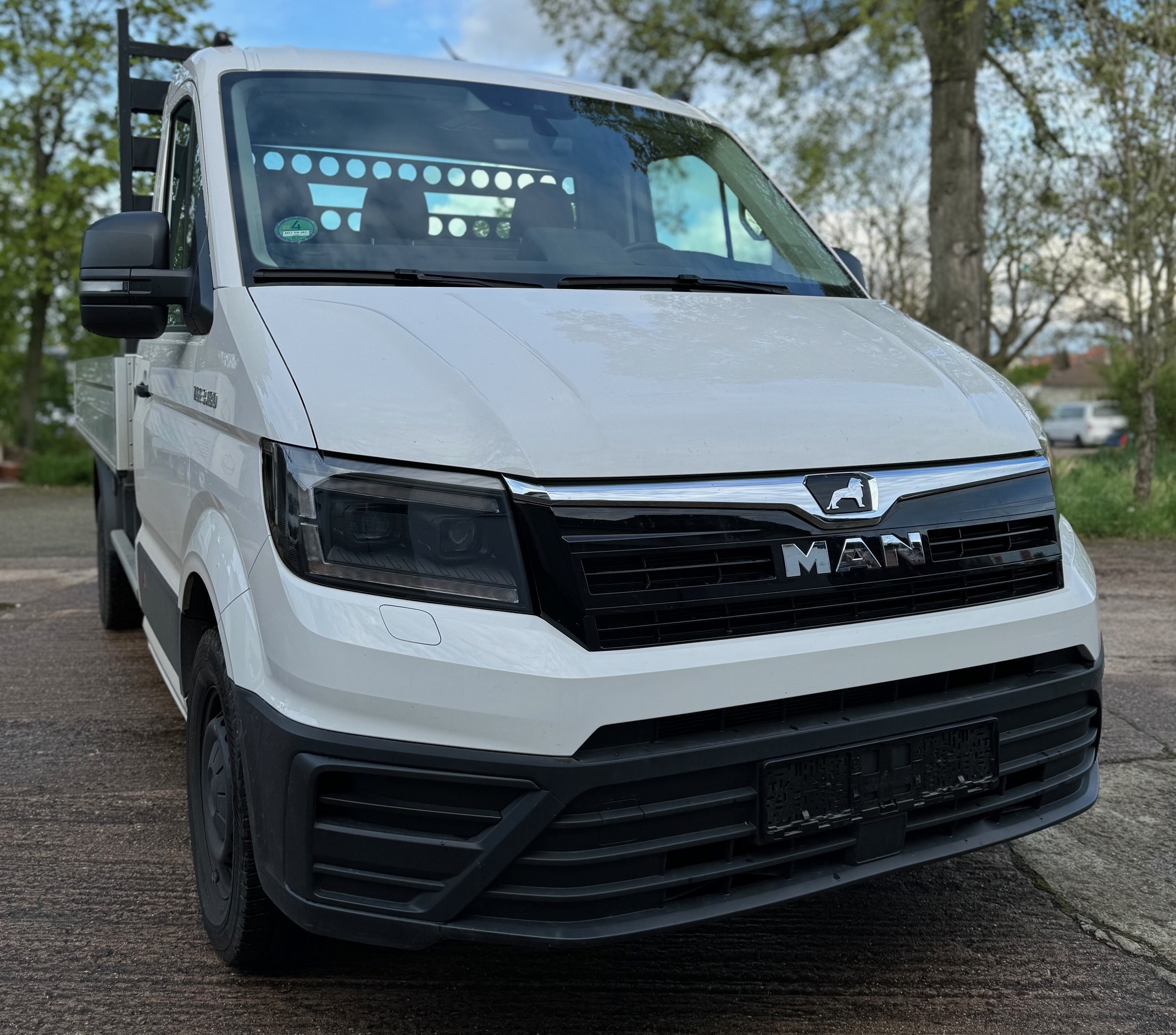 LED Tagfahrlicht Scheinwerfer schwarz für MAN TGE ab 2017 dynamischer Led Blinker