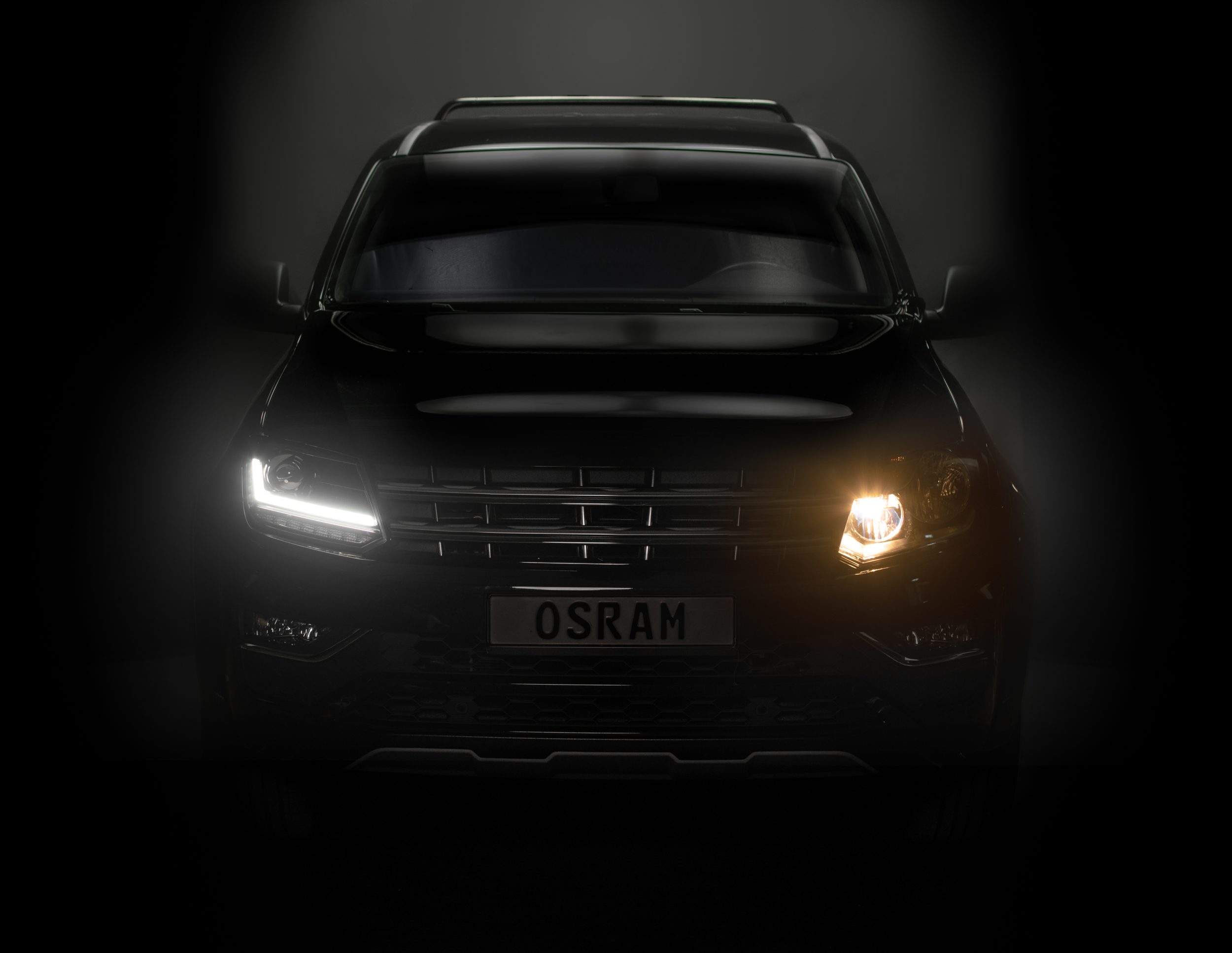 OSRAM LEDriving Voll-LED Scheinwerfer für VW Amarok ab 2010+ Laufblinker