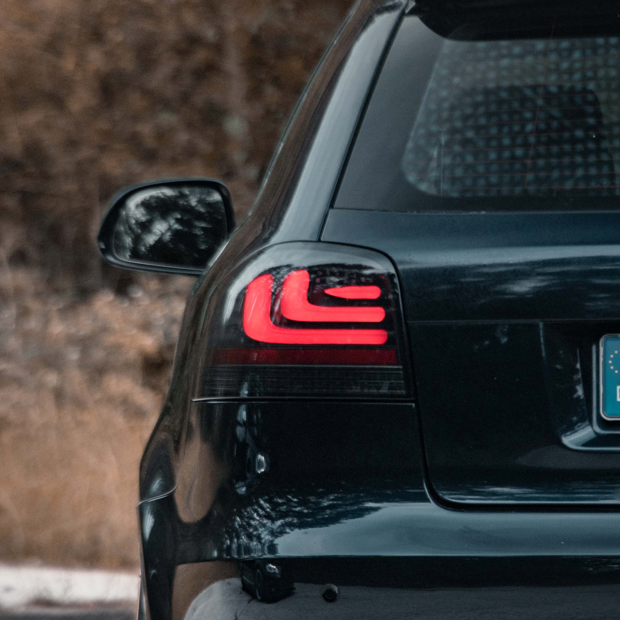 carDNA LED Rückleuchten für Audi A3 8P 3-Türer black/smoke schwarz DYNAMISCHER BLINKER