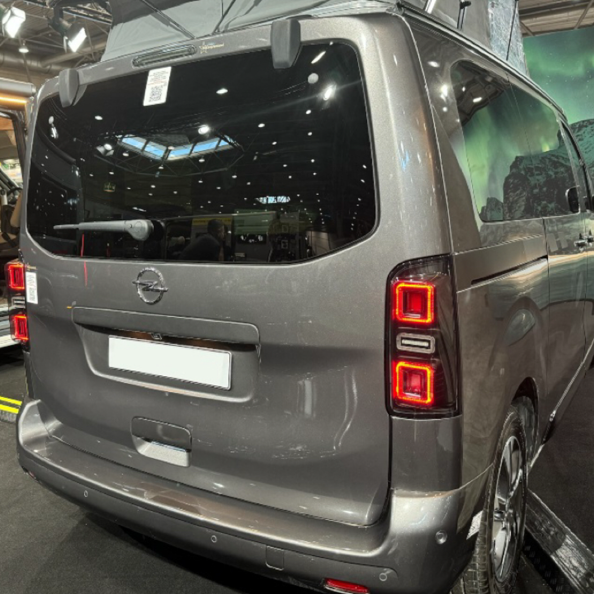 Led Rückleuchten für Peugeot Traveller und Expert III ab 2016 schwarz smoke