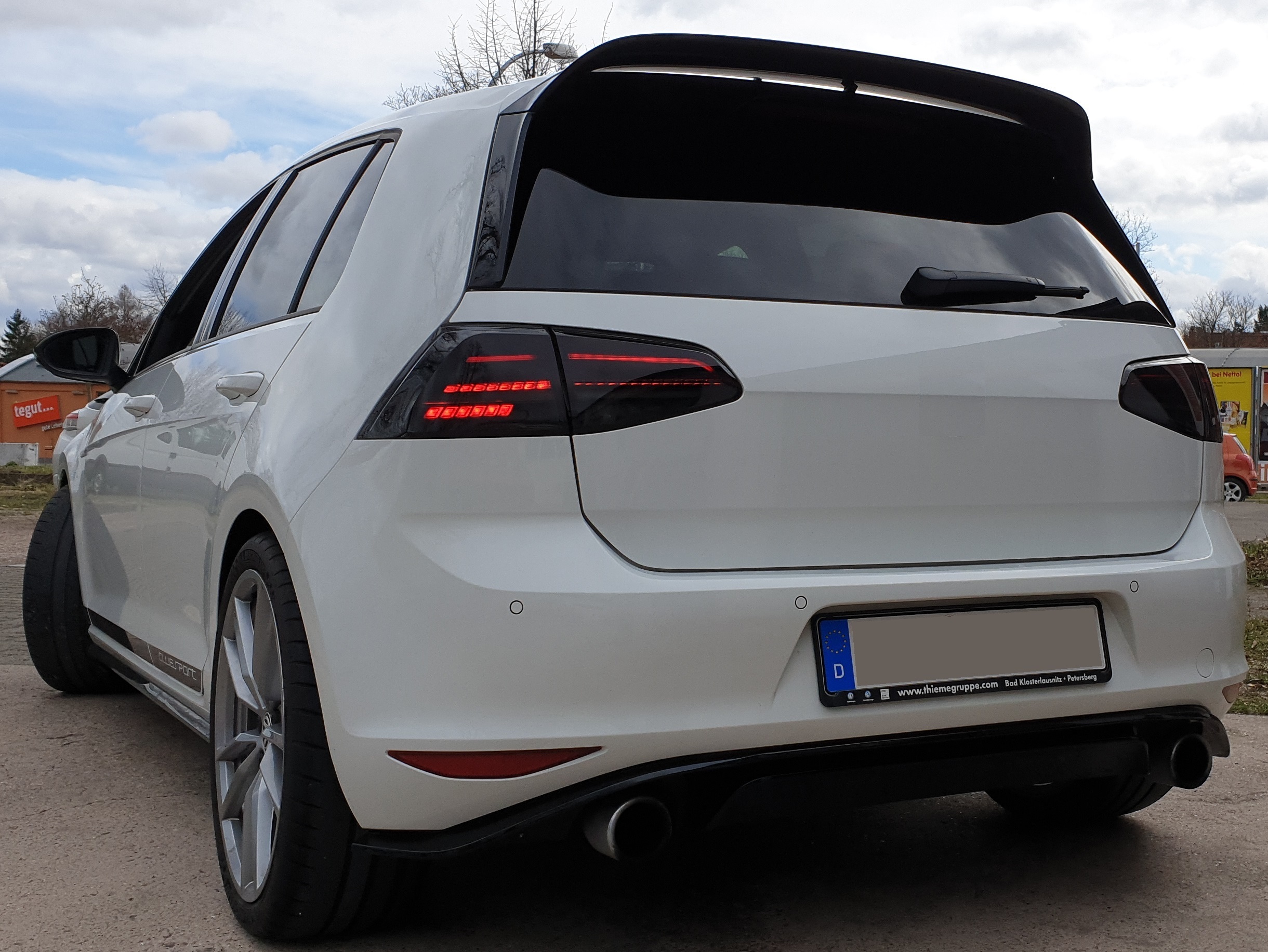 LED Rückleuchten für VW Golf 7 2017-2019 dynamischer LED Blinker schwarz Litec