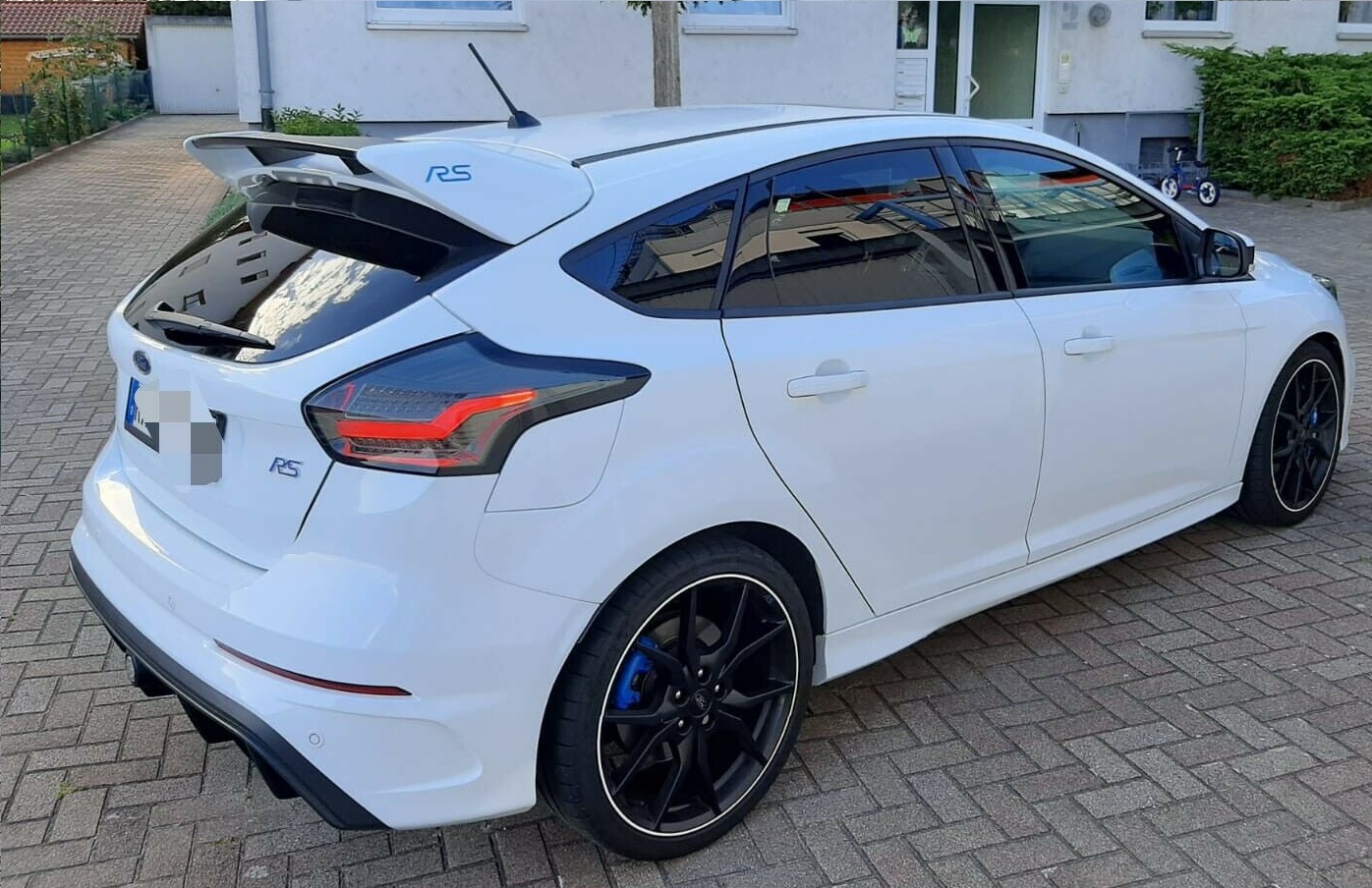 Lightbar LED Rückleuchten für Ford Focus MK3 Facelift 09/2014+ smoke